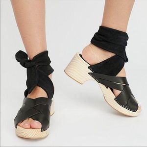 Free People Emmy Ankle Wrap Clogs 39